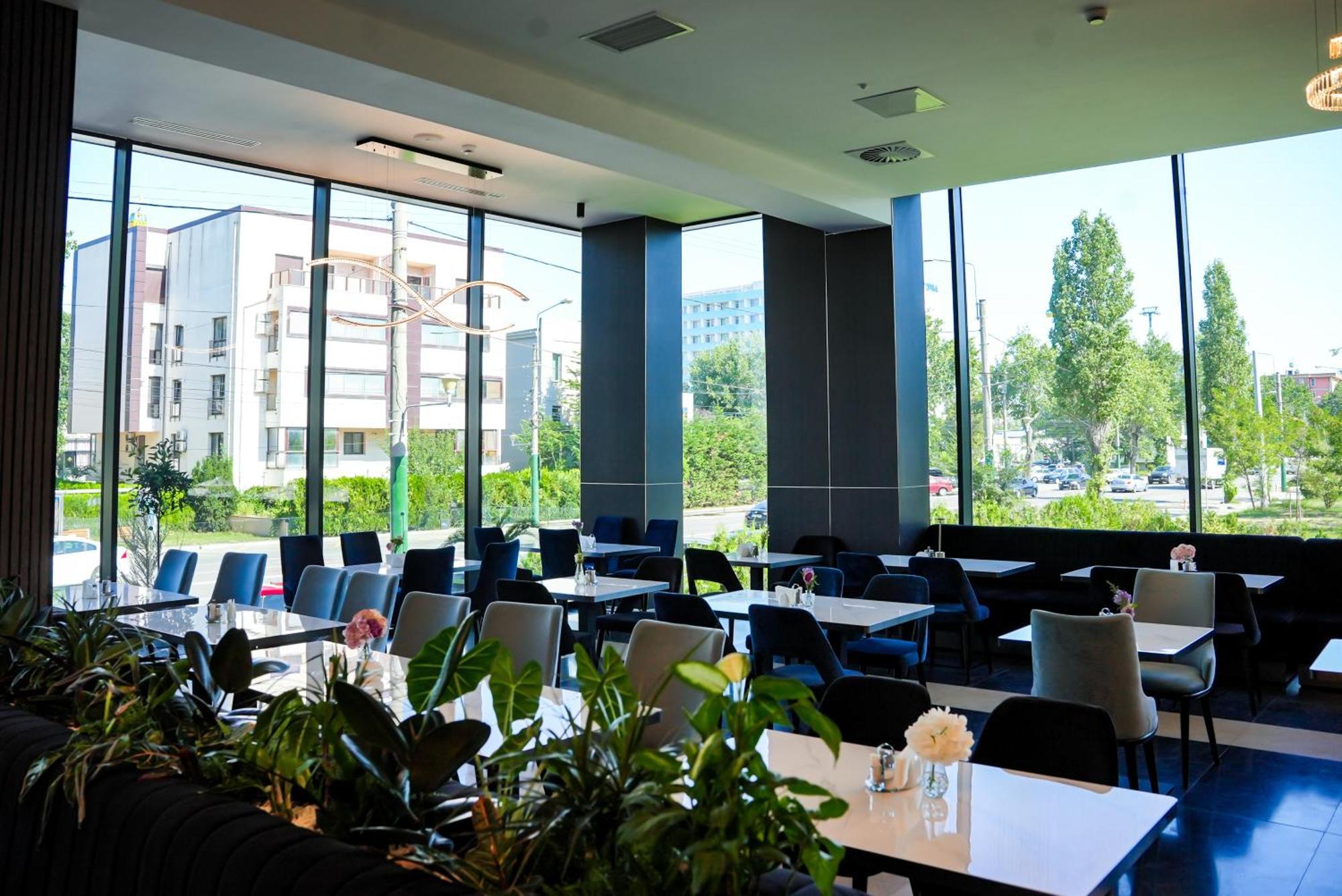 Panoramic Mamaia Hotel Экстерьер фото